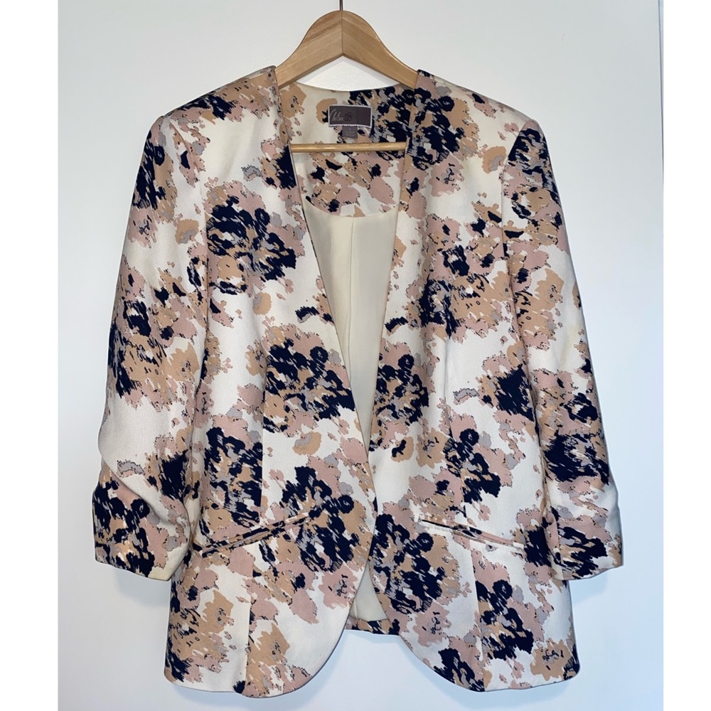 Lightweight Blazer from Chelsea28